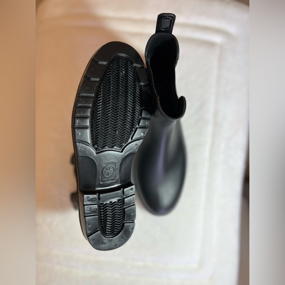 Asgard Rain Boots Black Ankle Short with Heel Pull Tabs US 7 / EUR 37 Women's - Picture 3 of 16